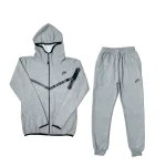 Conjunto Vinilo con Cierre Adulto | Nike Tech | Gris