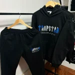 Conjunto Bordado Adulto | Trapstar Clásico It's a Secret | Negro-Azul - Imagen 2